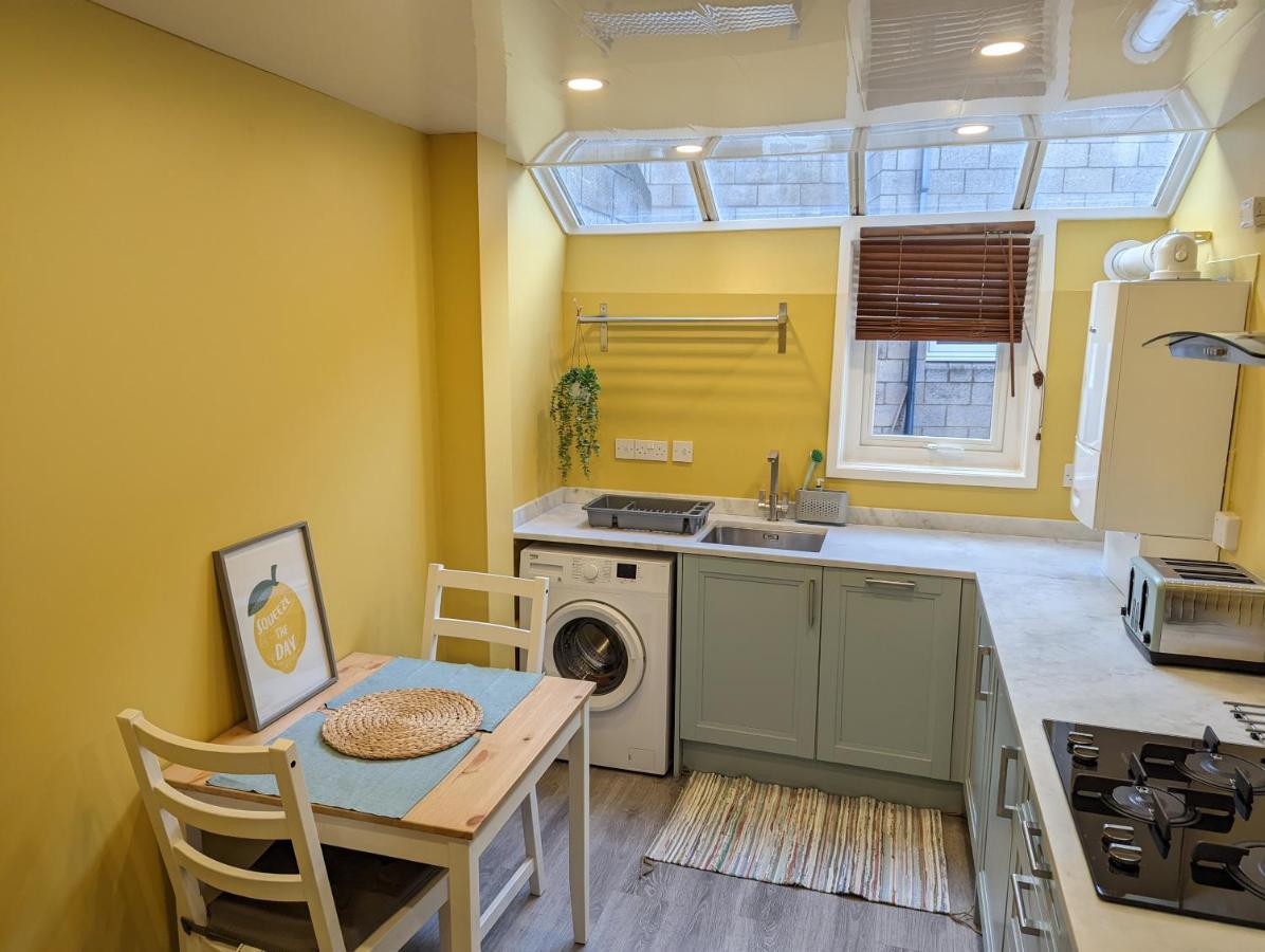 Family Friendly Central Garden Flat Edinburg Exteriör bild